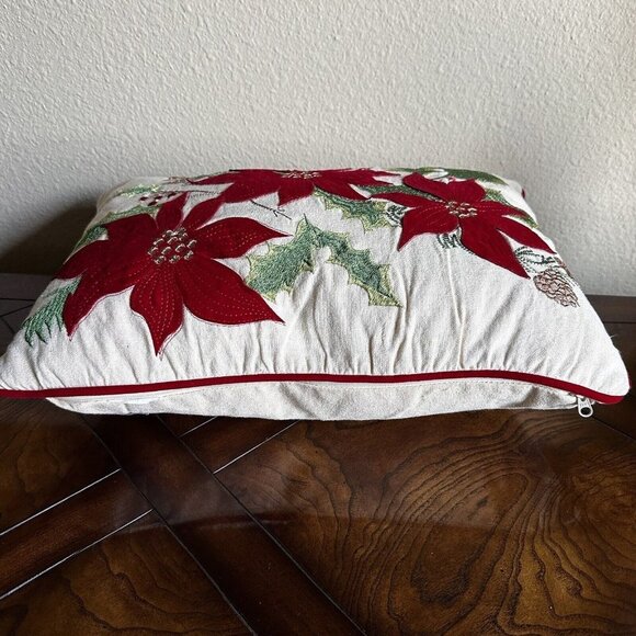 Secret Celebrity Throw Pillow‎ Decor Poinsettia Christmas Down Filled 16" x 12" - Picture 4 of 12